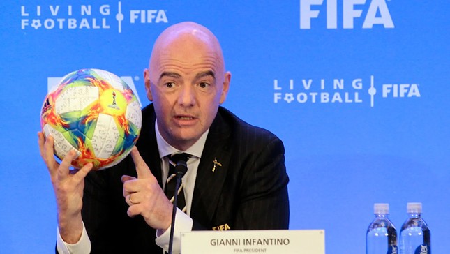 World Cup 2030 sẽ được tổ chức ở... 6 quốc gia, 3 châu lục