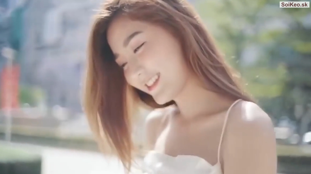 Hậu trường bikini hot