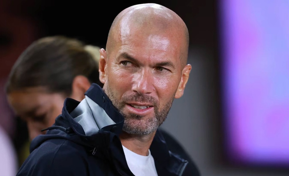 Zidane sáng cửa dẫn dắt tuyển Pháp